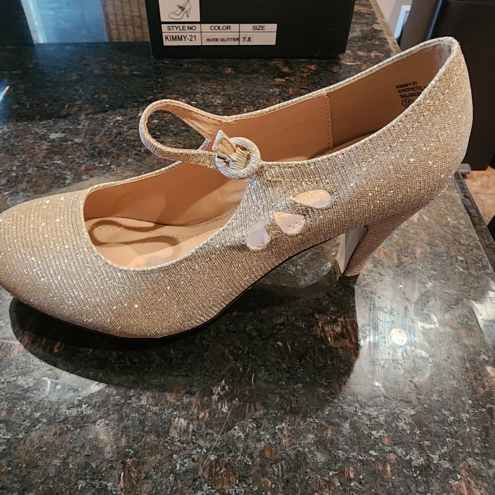 Womens Shoes